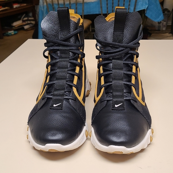 Nike React Ianga the 10th high top sneakers size 12 - Picture 3 of 11